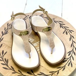 Women’s Michael Kors sz 9 Sandals